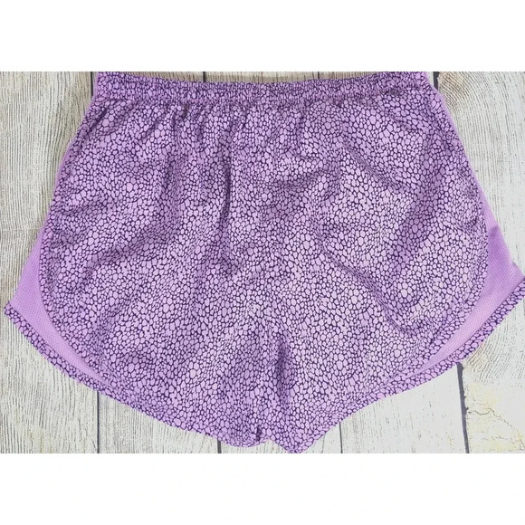 Nike Dri-Fit Tempo Running Shorts Women's Size Small Lavender Purple Brief Lined - Picture 2 of 7